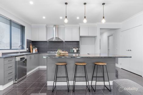 Property photo of 36 Rosenthal Boulevard Sunbury VIC 3429