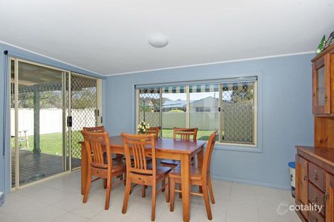 Property photo of 8 Kerry Crescent Berkeley Vale NSW 2261