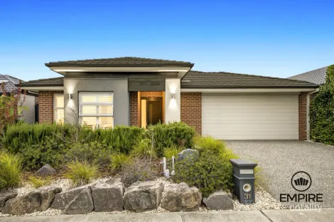 Property photo of 31 Kershope View Clyde North VIC 3978
