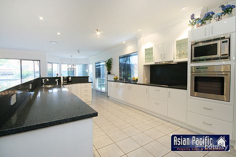 Property photo of 14 Camberwell Place Forest Lake QLD 4078
