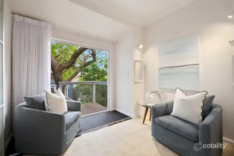 Property photo of 13 Burchmore Road Manly Vale NSW 2093