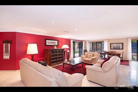 Property photo of 2 Quandong Crescent Arana Hills QLD 4054