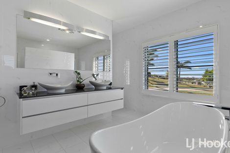 Property photo of 18 Highview Drive Craignish QLD 4655