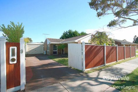 Property photo of 9 Woodbine Road Cranbourne North VIC 3977