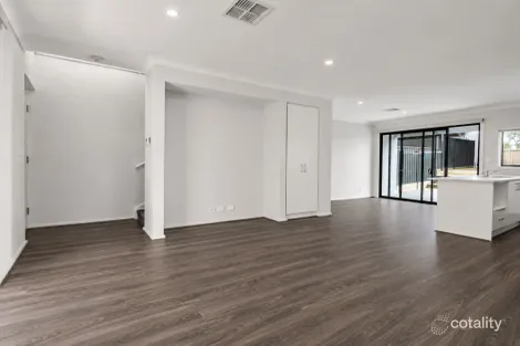 Property photo of 33 Equine Drive Mount Barker SA 5251