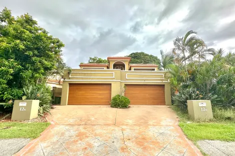 12 Vespa Cres, Surfers Paradise, QLD 4217