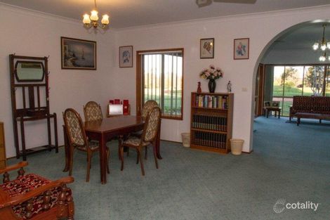 Property photo of 22 Clearwater Place Dubbo NSW 2830