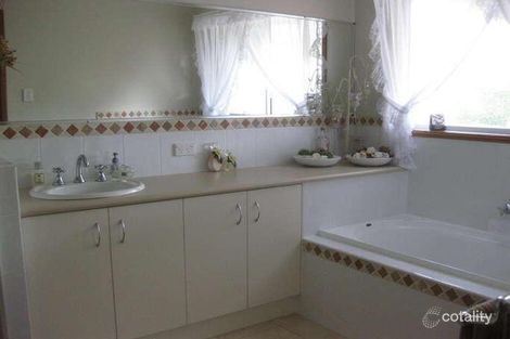 Property photo of 10 Volp Court Highfields QLD 4352