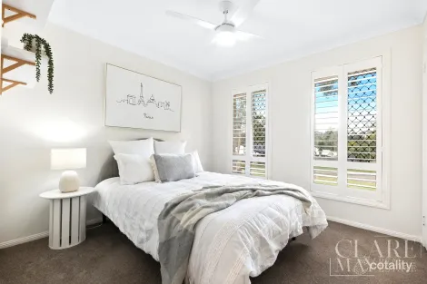 Property photo of 8 Elysian Crescent Camira QLD 4300