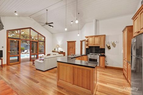 Property photo of 5 Robbins Street Ivanhoe VIC 3079