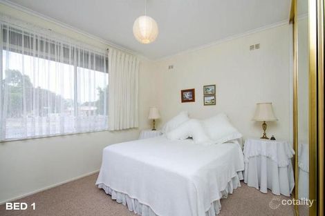 Property photo of 16 Avalon Road Marion SA 5043