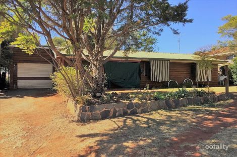 Property photo of 10 Muscat Court Wilsonton Heights QLD 4350