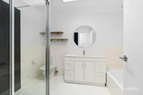 Property photo of 3/5 Jennie Cox Close Erina NSW 2250