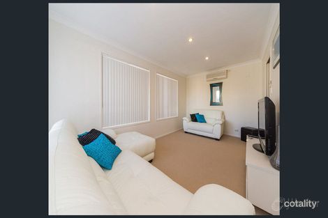 Property photo of 2/18 Broad Street Labrador QLD 4215