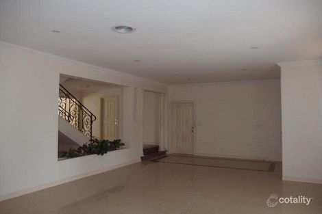 Property photo of 2 Colley Grove Glen Waverley VIC 3150