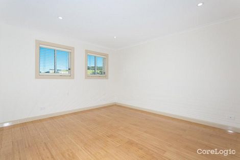 Property photo of 143 Shearwater Drive Lake Heights NSW 2502