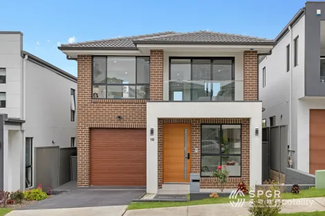 19 Windeyer St, Rouse Hill, NSW 2155