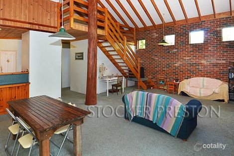 Property photo of 16 Hakea Way Dunsborough WA 6281