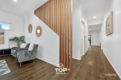 Property photo of 28 Evica Road Clyde North VIC 3978