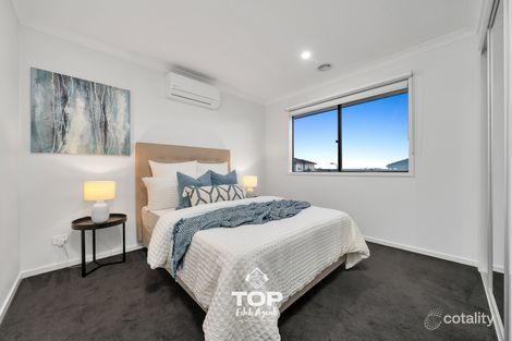 Property photo of 28 Evica Road Clyde North VIC 3978