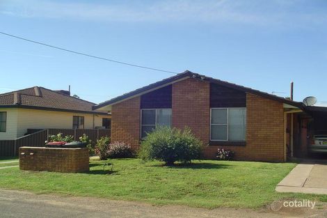 Property photo of 2/5 May Lane South Tamworth NSW 2340