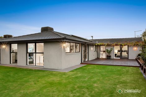 Property photo of 16 Bridgewater Drive Dingley Village VIC 3172