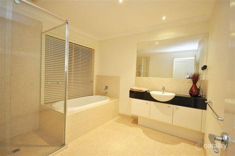 Property photo of 28 Threadneedle Street Attwood VIC 3049