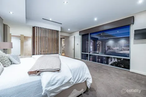 Property photo of 70 Beachside Drive Burns Beach WA 6028