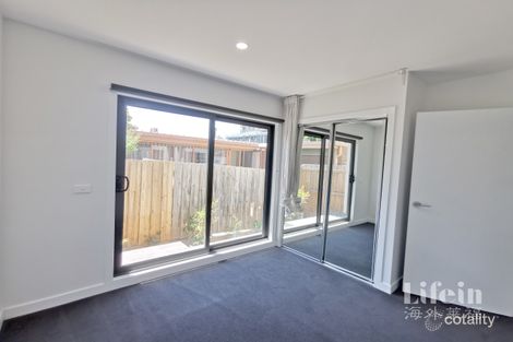Property photo of 2/4 Albert Avenue Oakleigh VIC 3166