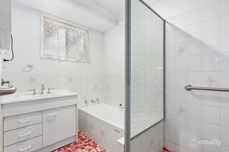 Property photo of 10 Baxter Place Westdale NSW 2340