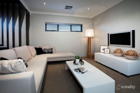Property photo of 35 Calvera Gardens Piara Waters WA 6112