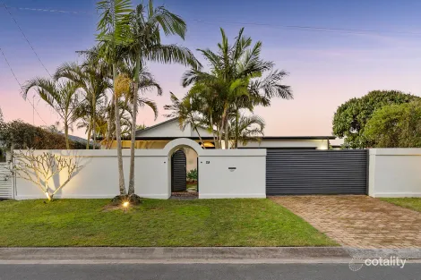 Property photo of 19 Poinciana Avenue Bogangar NSW 2488