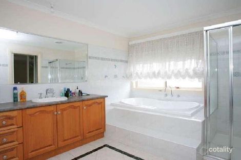 Property photo of 37 Wyong Street Keilor East VIC 3033