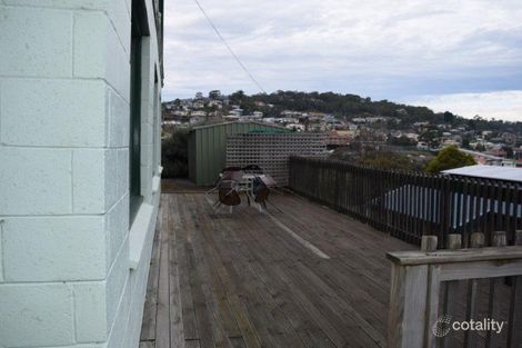 Property photo of 2/6 Tianna Road Lindisfarne TAS 7015