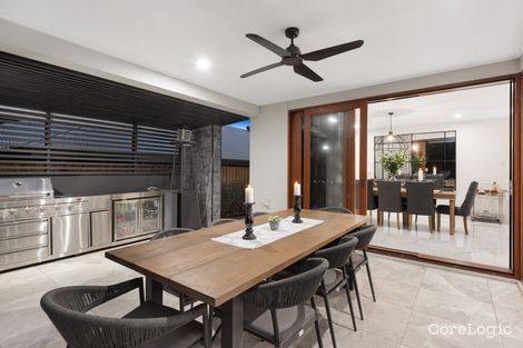 Property photo of 33 Dressage Place Fig Tree Pocket QLD 4069