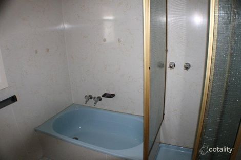 Property photo of 37 Kokoda Avenue Hamilton VIC 3300