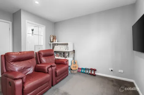 Property photo of 201/721 Elgar Road Doncaster VIC 3108