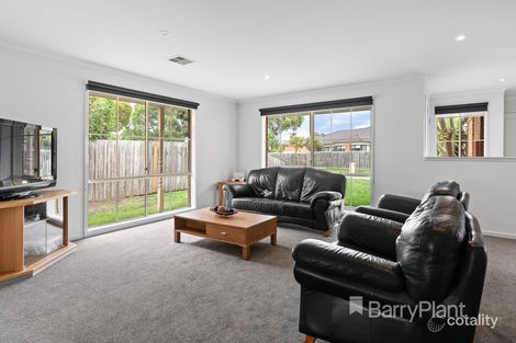 Property photo of 25 Charles Conder Place Berwick VIC 3806