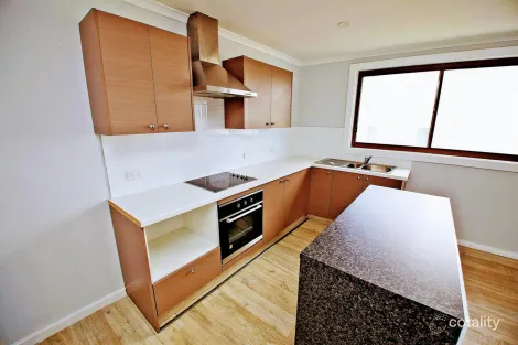 Property photo of 37 Ashwater Crescent Penguin TAS 7316