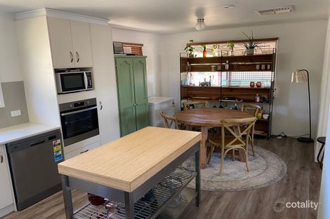 Property photo of 106A Robert Street Surat QLD 4417