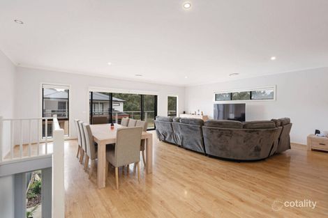Property photo of 17 Lucia Crescent Mount Clear VIC 3350