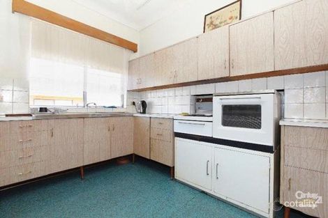 Property photo of 17 Pass Crescent Beaconsfield WA 6162