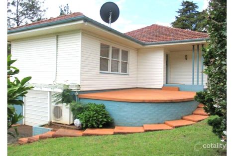 Property photo of 8 Fairholme Street Mount Lofty QLD 4350