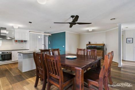 Property photo of 16 Seacombe Place Cranbourne VIC 3977