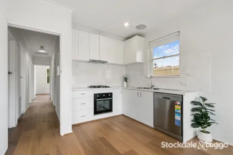 Property photo of 12 Winston Court Morwell VIC 3840