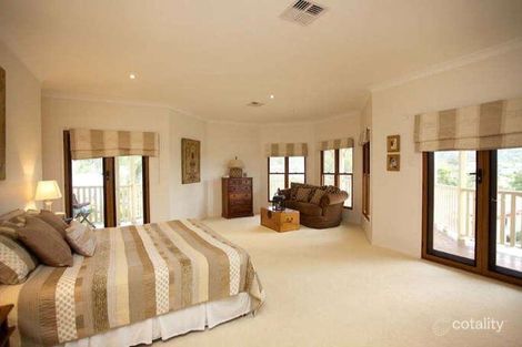 Property photo of 6 Nestor Avenue Bardon QLD 4065