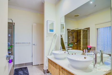 Property photo of 7 Park View Court Werribee VIC 3030