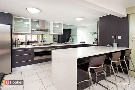 Property photo of 3 Yeadon Way Albany Creek QLD 4035
