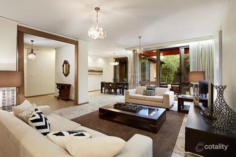 Property photo of 20 Kelburn Street Caulfield North VIC 3161