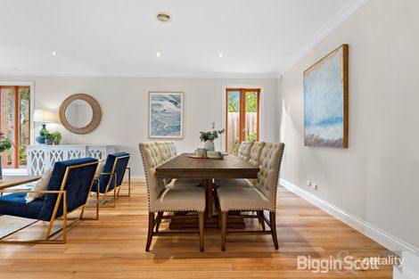 Property photo of 4 Holmes Way Glen Waverley VIC 3150